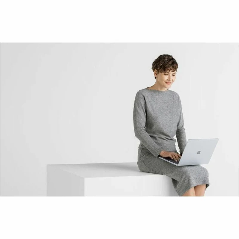Ordinateur portable Microsoft Surface Laptop 6 13.5" à écran tactile - Intel Core Ultra 7 165H - 64 Go - SSD 1 To - Clavier anglais et français - Platinum EP2-34462