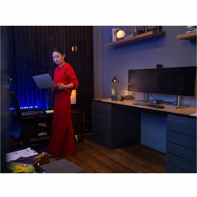 Station de travail mobile HP ZBook Ultra G1a 14" Copilot+ - WUXGA - AMD Ryzen AI MAX PRO 390 - 32 Go - SSD 512 Go - Clavier anglais - Argent météore BX8E4AT#ABA