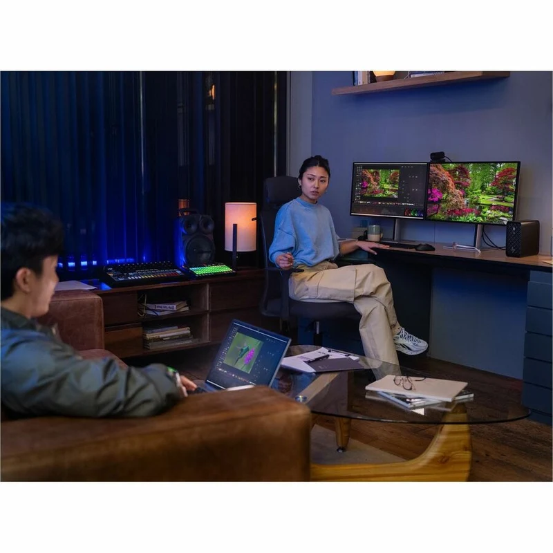 Station de travail HP Z2 Mini G1a - 1 x AMD Ryzen AI MAX PRO 395 - 64 Go - SSD 1 To - Mini PC - Noir de jais BN4G0UT#ABA