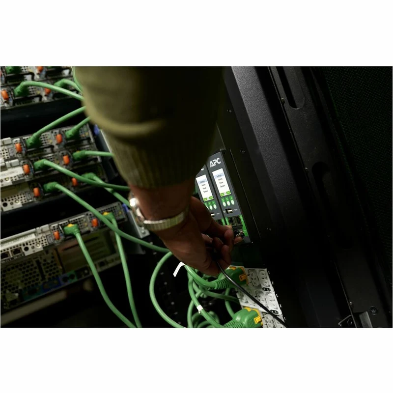 PDU APC by Schneider Electric NetShelter 48 prises APDU10350MO